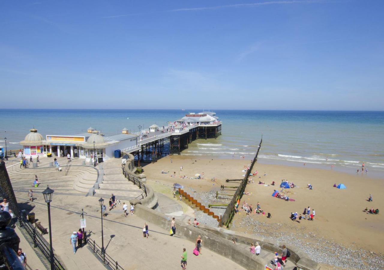 Flat E Apartment Cromer Bagian luar foto